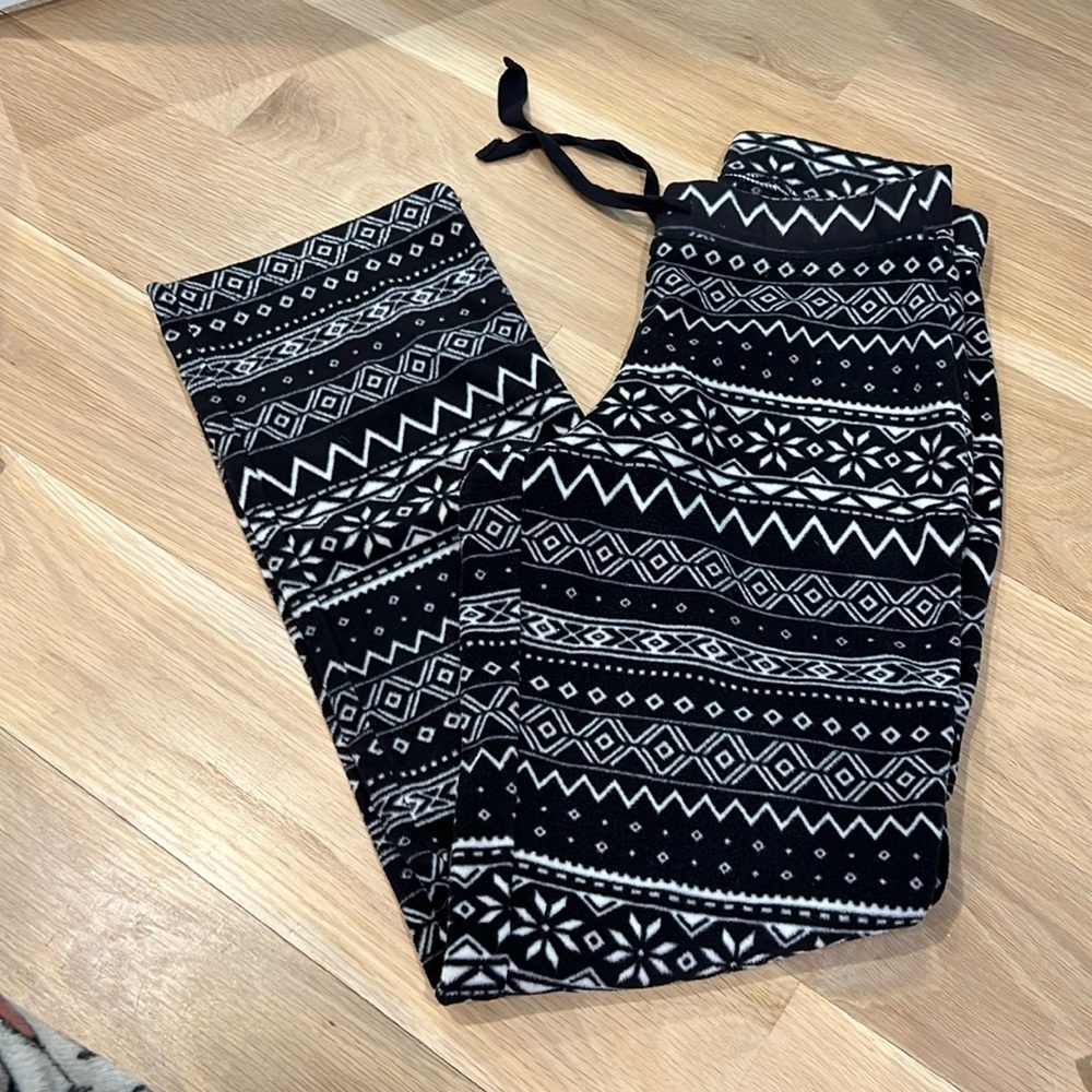 Old Navy pajama bottoms
